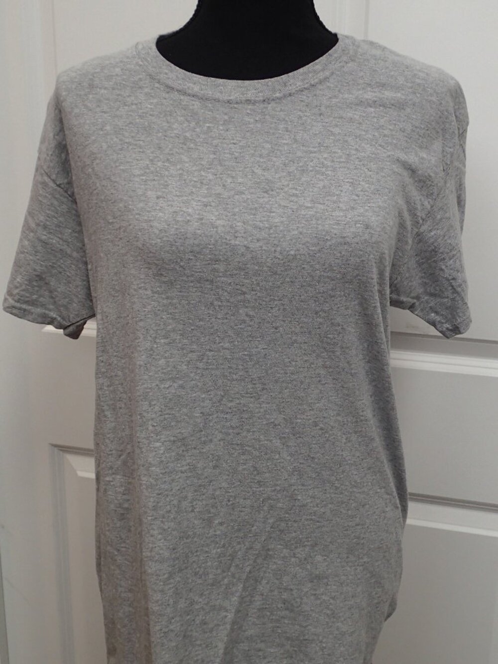 Hanes Comfort Soft Gray Men's Short Sleeve T Shirt Size Medium